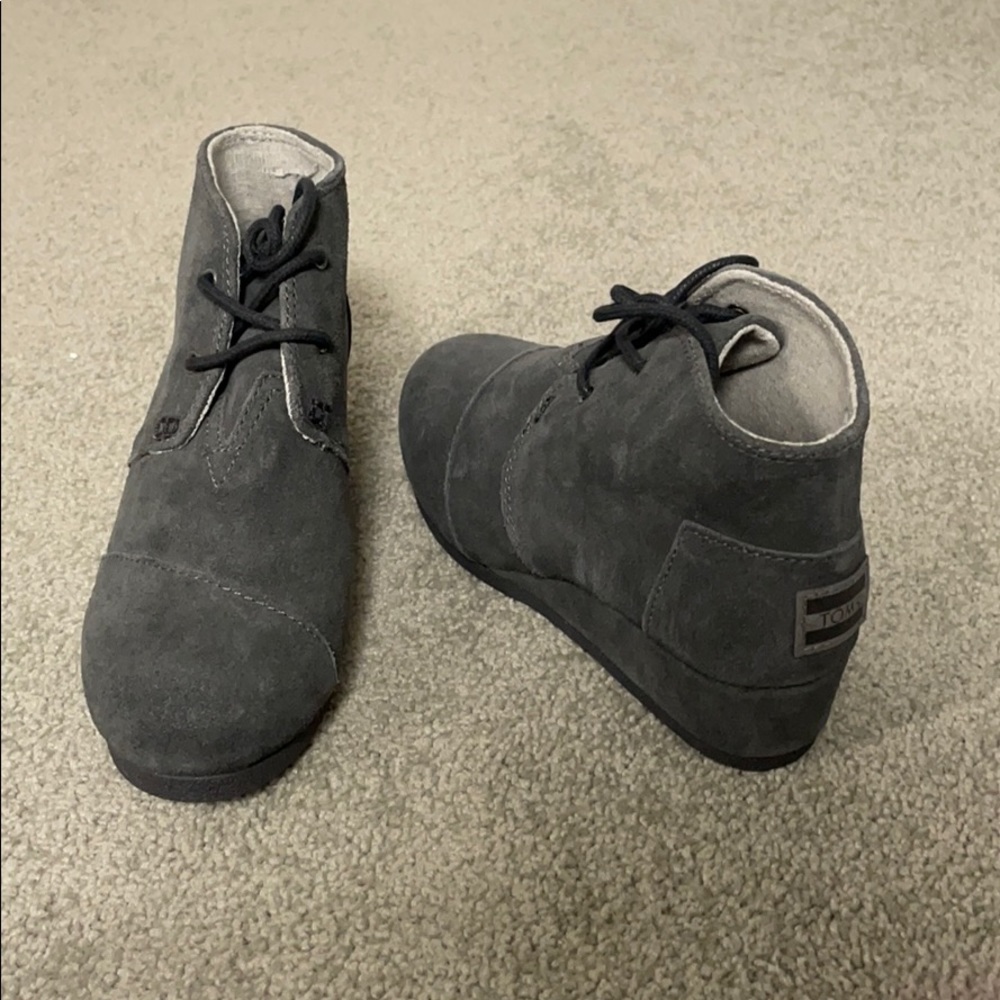Girls Wedged Toms